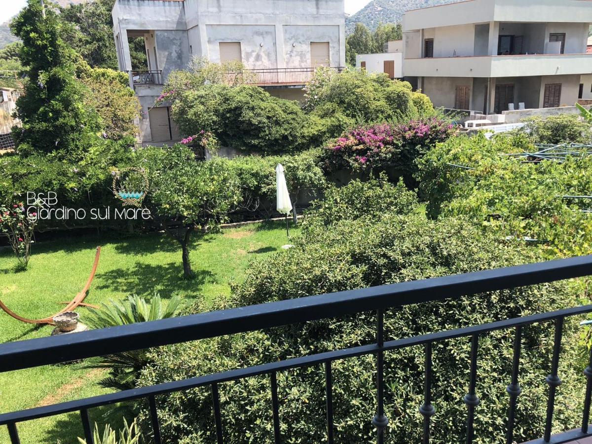 Giardino Sul Mare Acomodação com café da manhã Patti Exterior foto